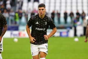 九游体育官网-记者：热那亚、巴勒莫、萨索洛有意阿季奇，尤文愿外租球员