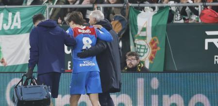 九游体育官网-马竞官方：巴里奥斯因肌肉不适被换下，将接受进一步检查